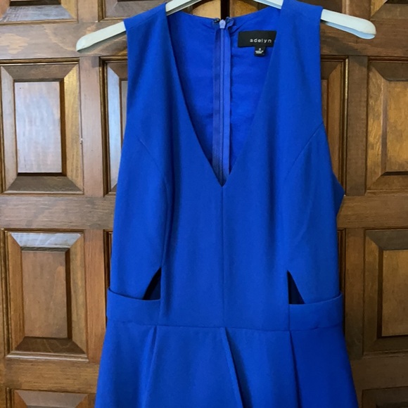 Women’s Cobalt Blue Cut out Cocktail Dress. Size small - Picture 3 of 8
